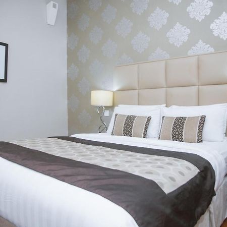 Morning Side Suites Aliayabiagba Екстер'єр фото